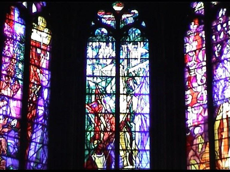 Marc-Chagall-Glasfenster in der Kathedrale