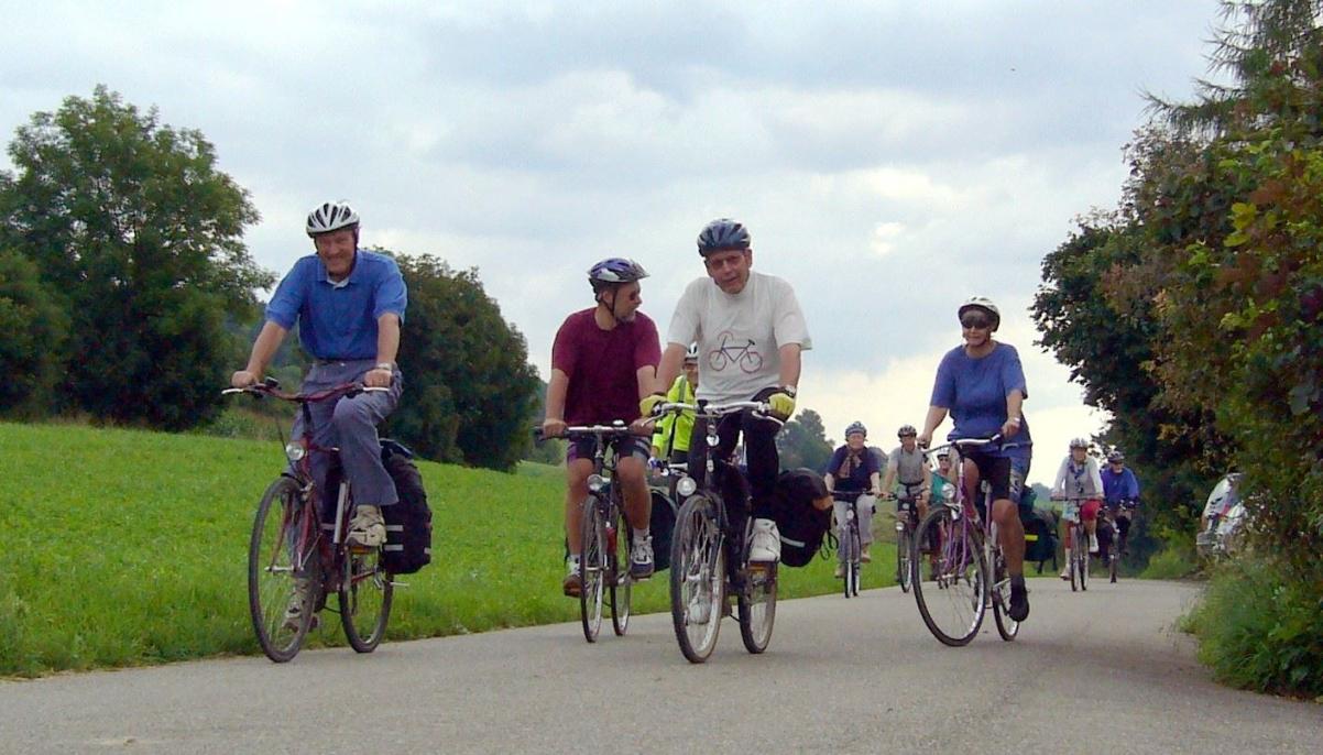 auf dem Thur-Veloweg vor dem Abstecher Ittingen